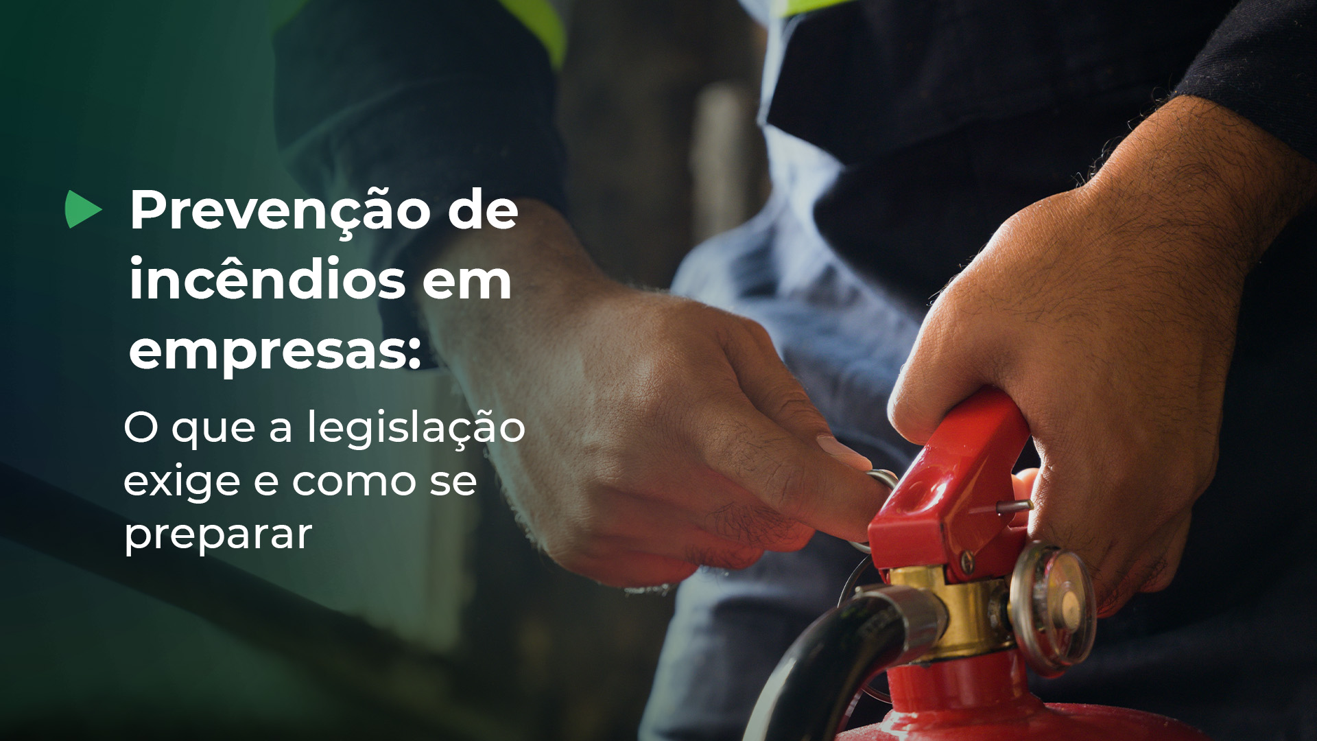 Medidas preventivas e conformidade com a legislação são essenciais para a segurança contra incêndios nas empresas.